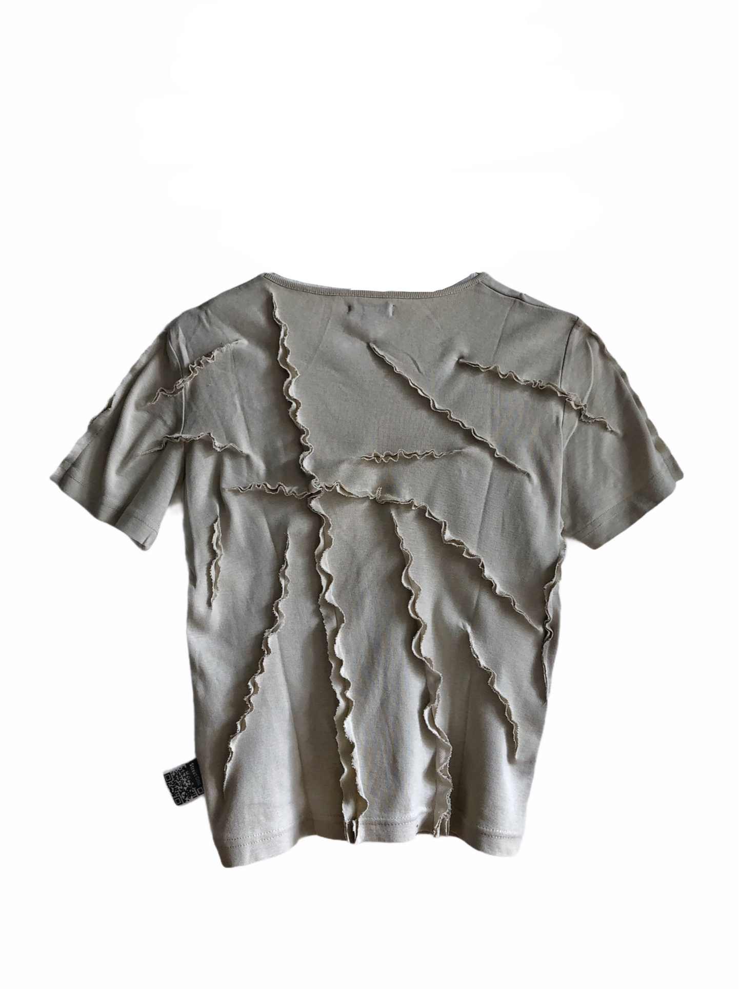 SCALLOPED T-SHIRT