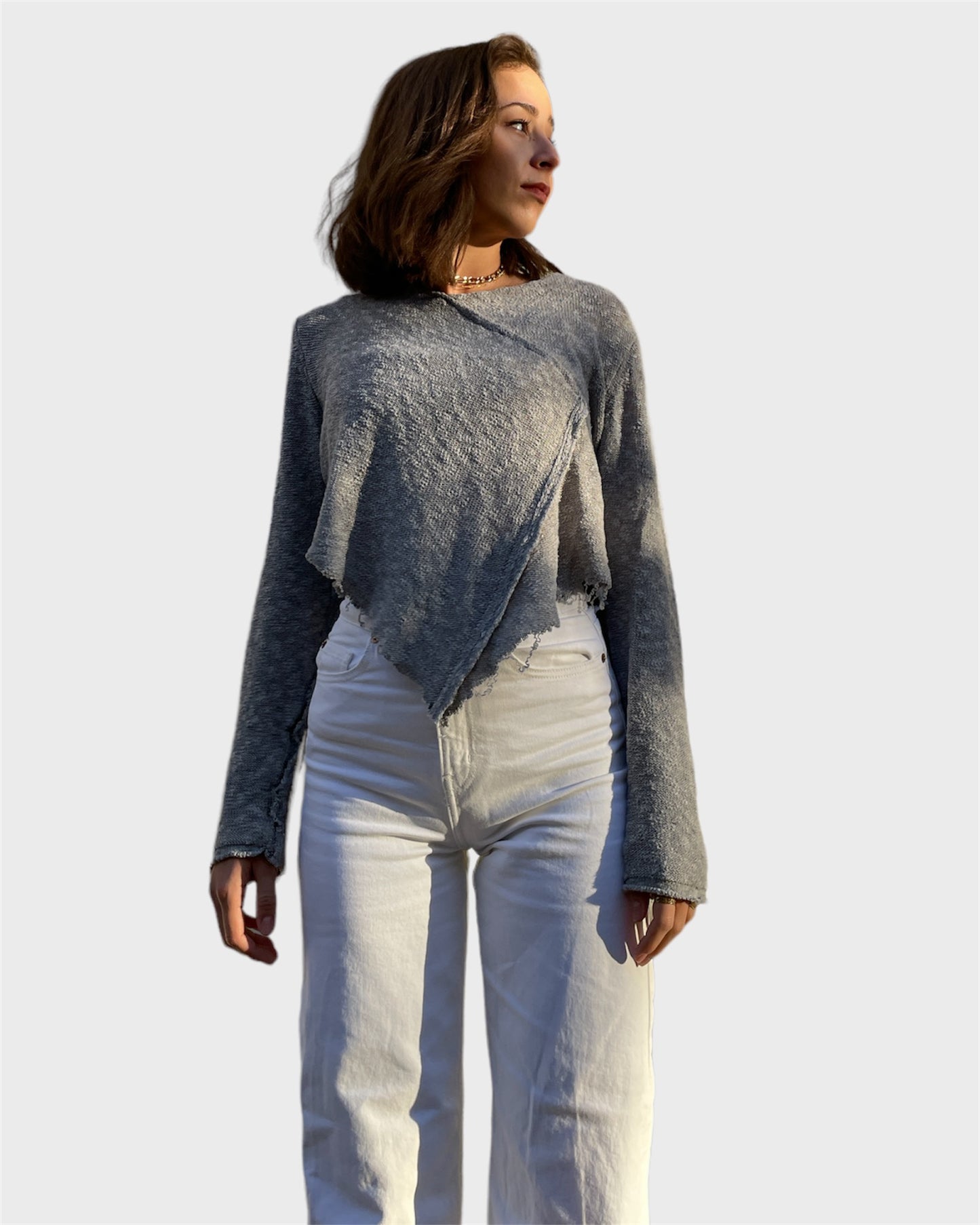 CROSSOVER V-CUT KNIT PULLOVER